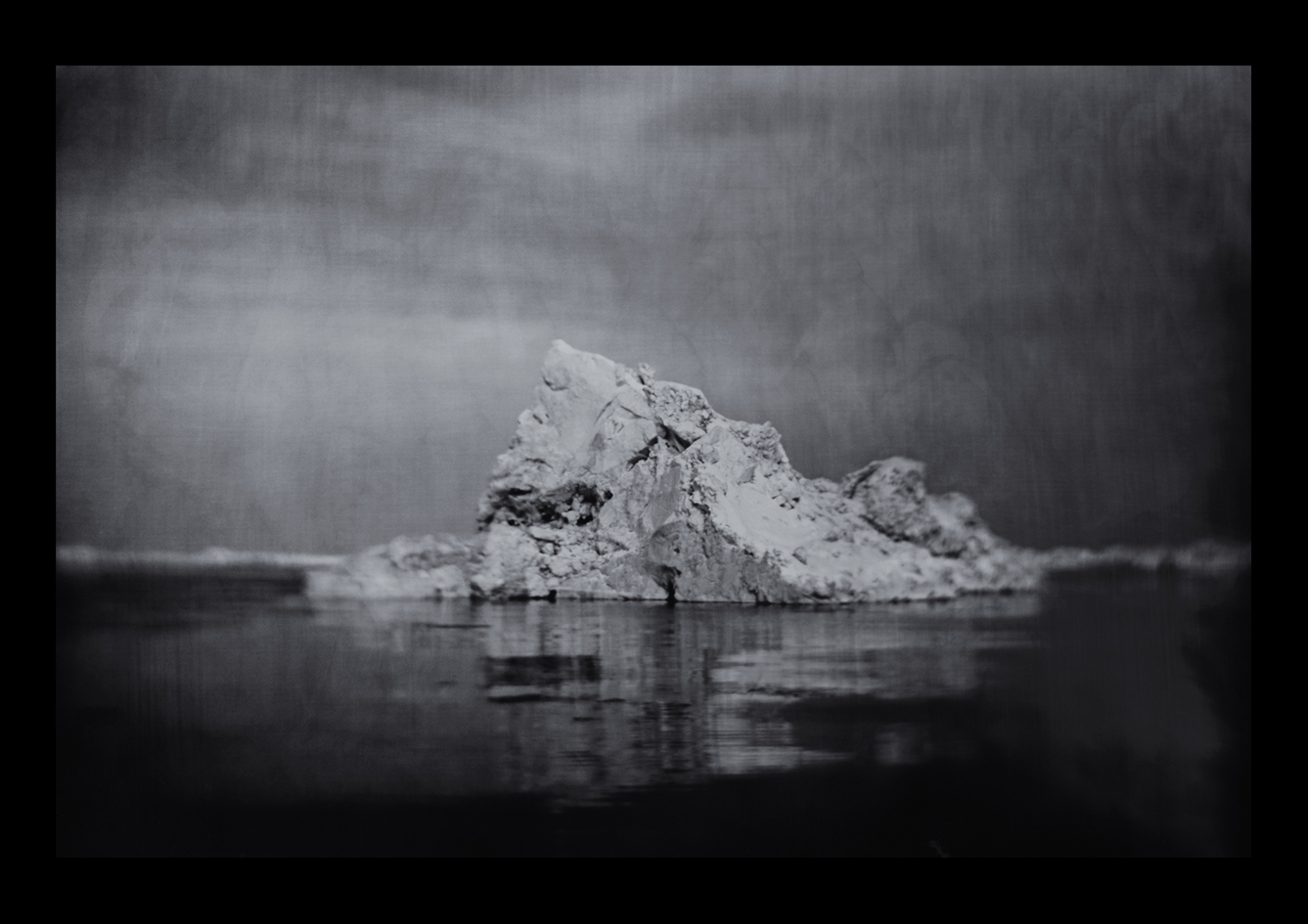  69º13'15" N 51º6'20" W